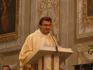 Claudio Cavallo, parroco della basilica di San Dalmazzo a Borgo in provincia di Cuneo