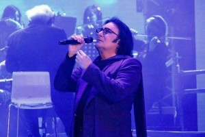 Renato Zero durante il suo show evento in tre serate all'Arena di Verona, che sarà trasmesso su Raiuno il prossimo settembre durante uno speciale a lui dedicato.