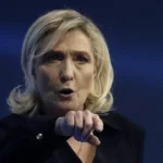 Francia, domenica il ballottaggio. Sfuma maggioranza assoluta per Le Pen?